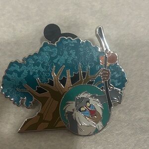 Disney’s Animal Kingdom Rafiki Tree of Life with Rafiki pin